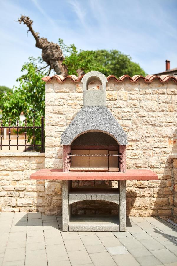 Villa Maris Brtonigla Buitenkant foto