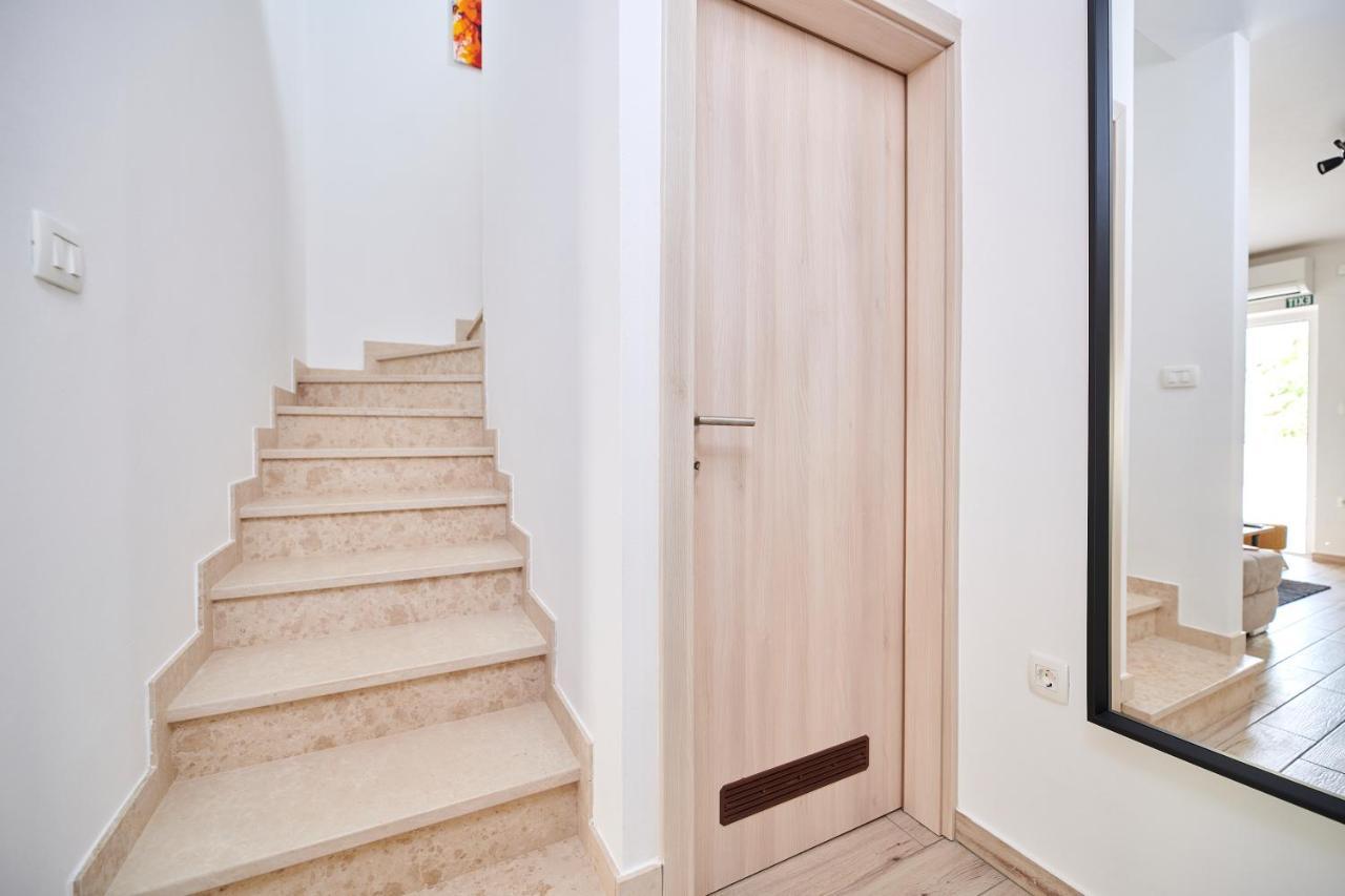 Villa Maris Brtonigla Buitenkant foto